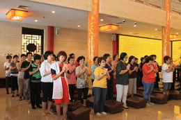 15 Desember 2016  阿彌陀佛聖誕 Hari Kelahiran Amitabha.