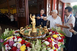 22 Mei 2018 浴佛節 Hari Kelahiran Buddha Sakyamuni.